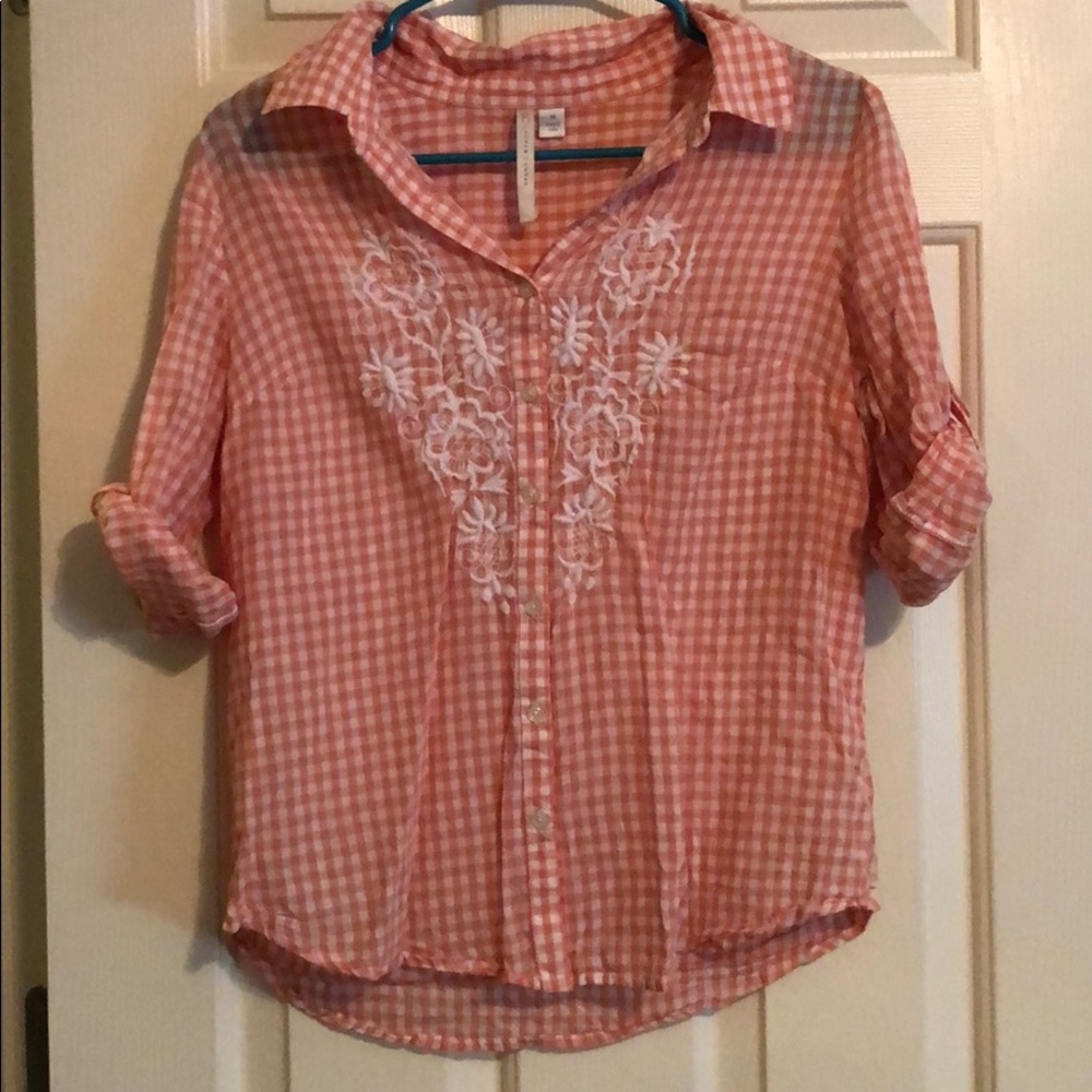 Cute top from LC Lauren Conrad